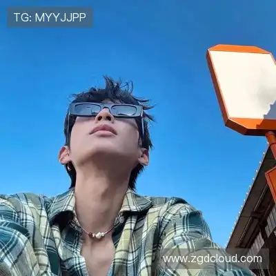 劳昂潮